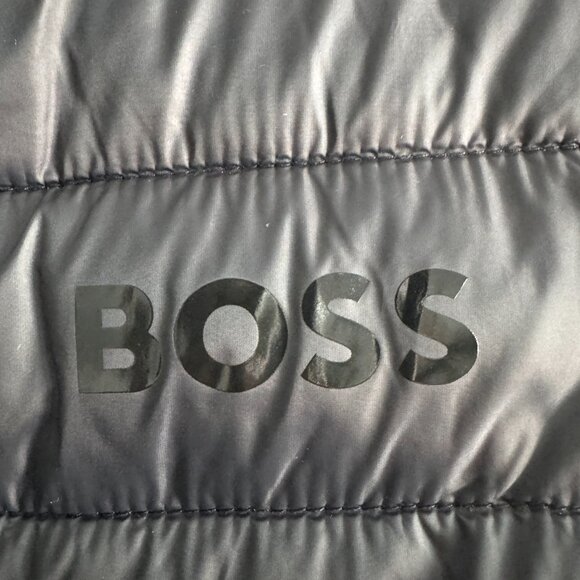 BOSS by Hugo Boss Men's Logo Foldable Padded Vest In Black, Size 44R - Picture 9 of 17